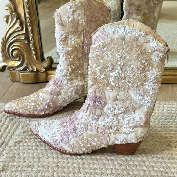 NEW Momo New York Selina Sequin Floral Embellished Western Boots Anthropologie - Picture 5 of 9